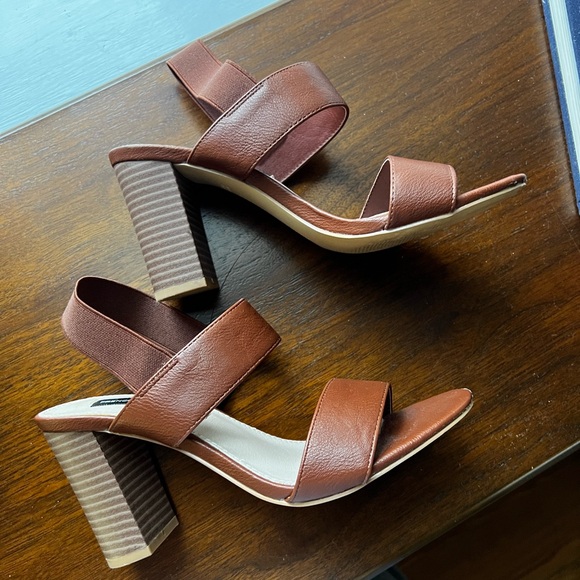 French Connection block heel & cognac leather women’s shoe, size 7 - Picture 3 of 4